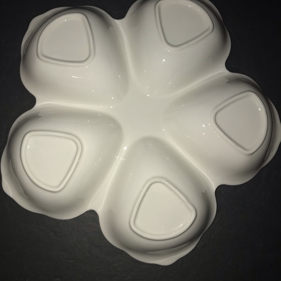 CERAMIC DIVIDED SNACK/CONDIMENTS/CANDY WHITE DISH - Picture 5 of 6